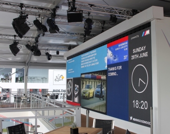 Social wall LED digital XXL en vente et location